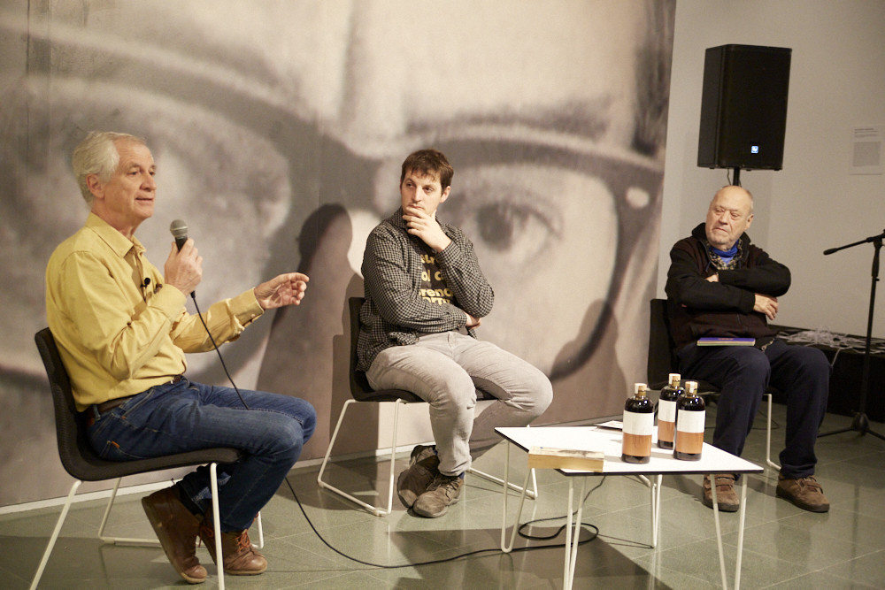 Presentació de la ratafia Vent d'Aram dedicada al poeta Joan Vinyoli | © Clara Pedrol