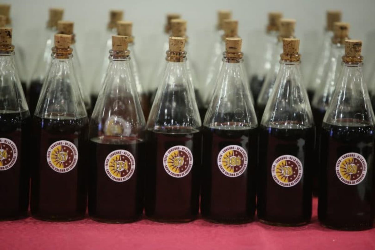 Ratafia Ratafia