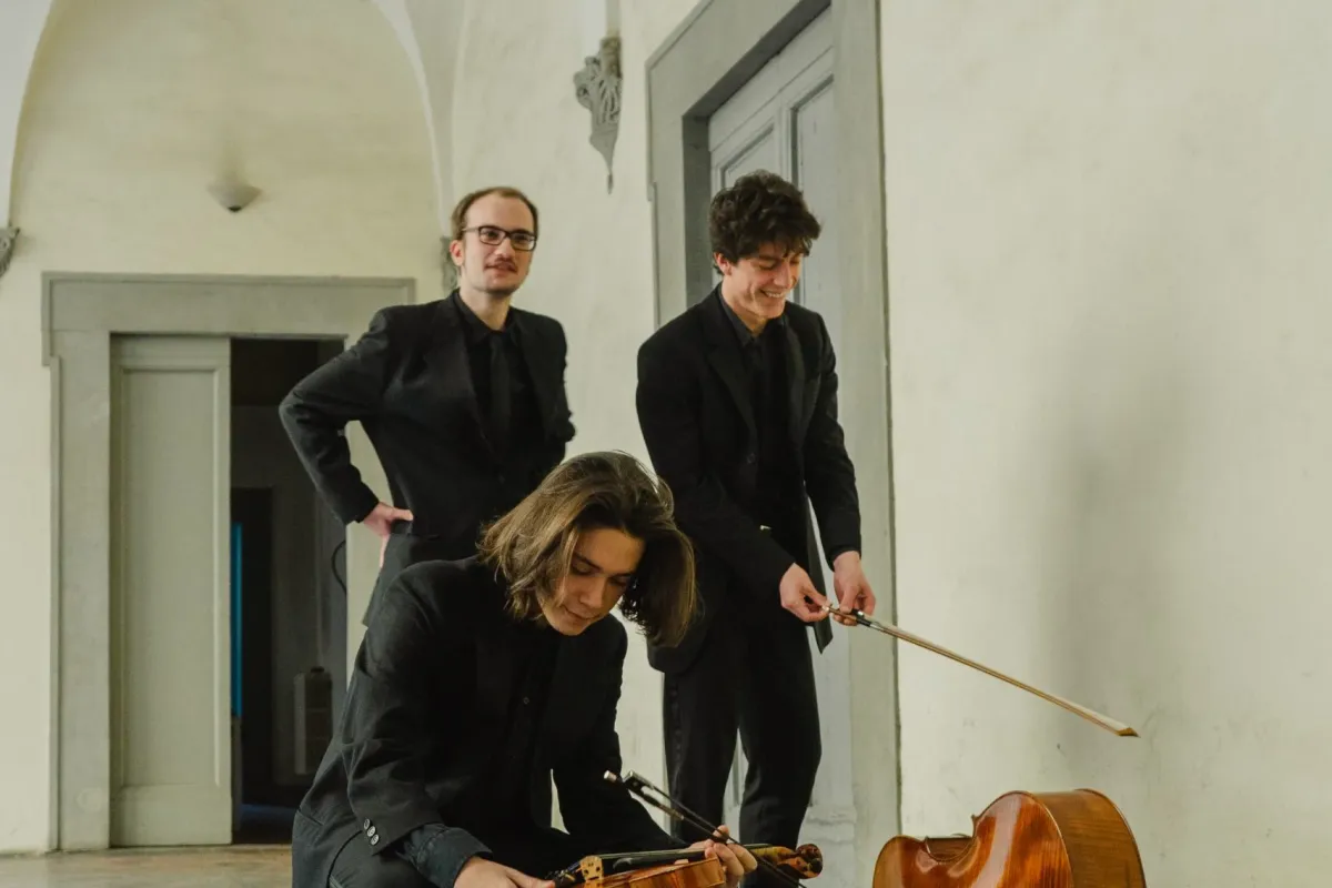 Trio Ad Líbitum. 2n Cicle de Concerts de les Ermites i Monestirs Trio Ad Líbitum. 2n Cicle de Concerts de les Ermites i Monestirs